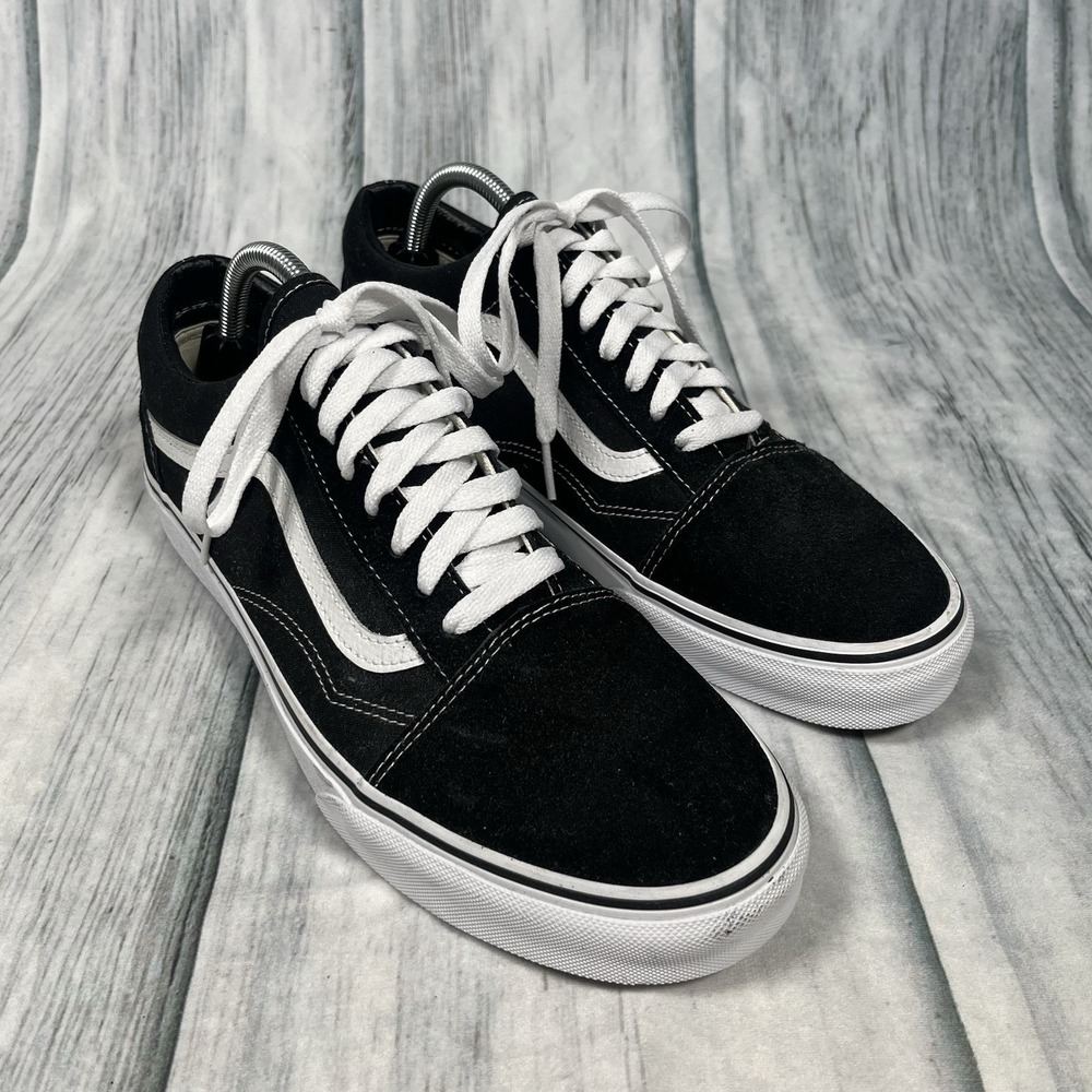 Vans Old Skool Black White Classic Skate Shoes Men 10.5 Women 12 New VN000D3HY28